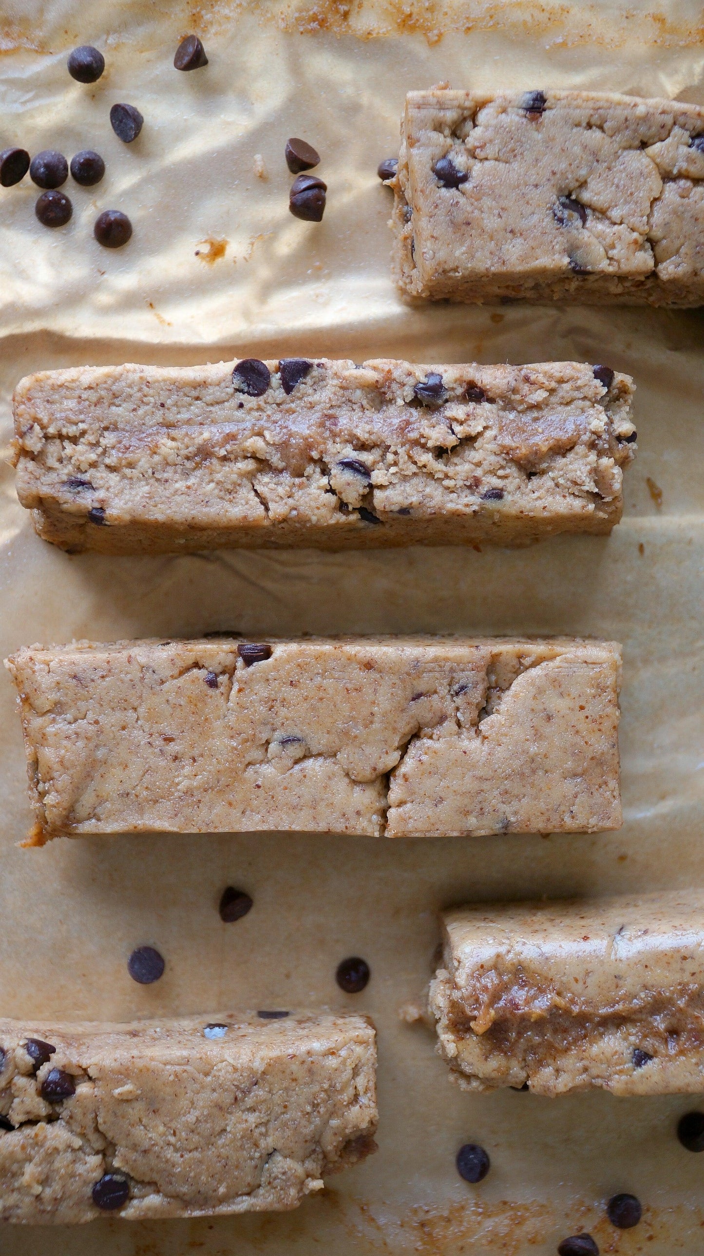 Protein Caramel Chocolate Chip Bar - Raw Bites By Risa
