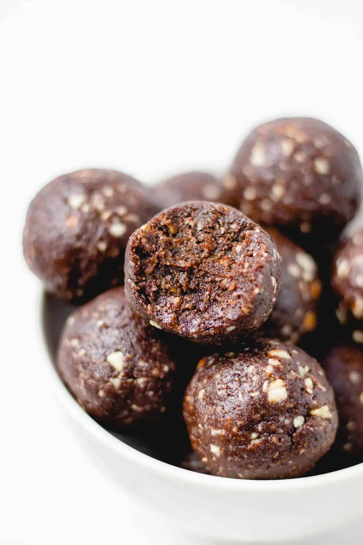 Fudgy PB Protein Brownie - Raw Bites By Risa