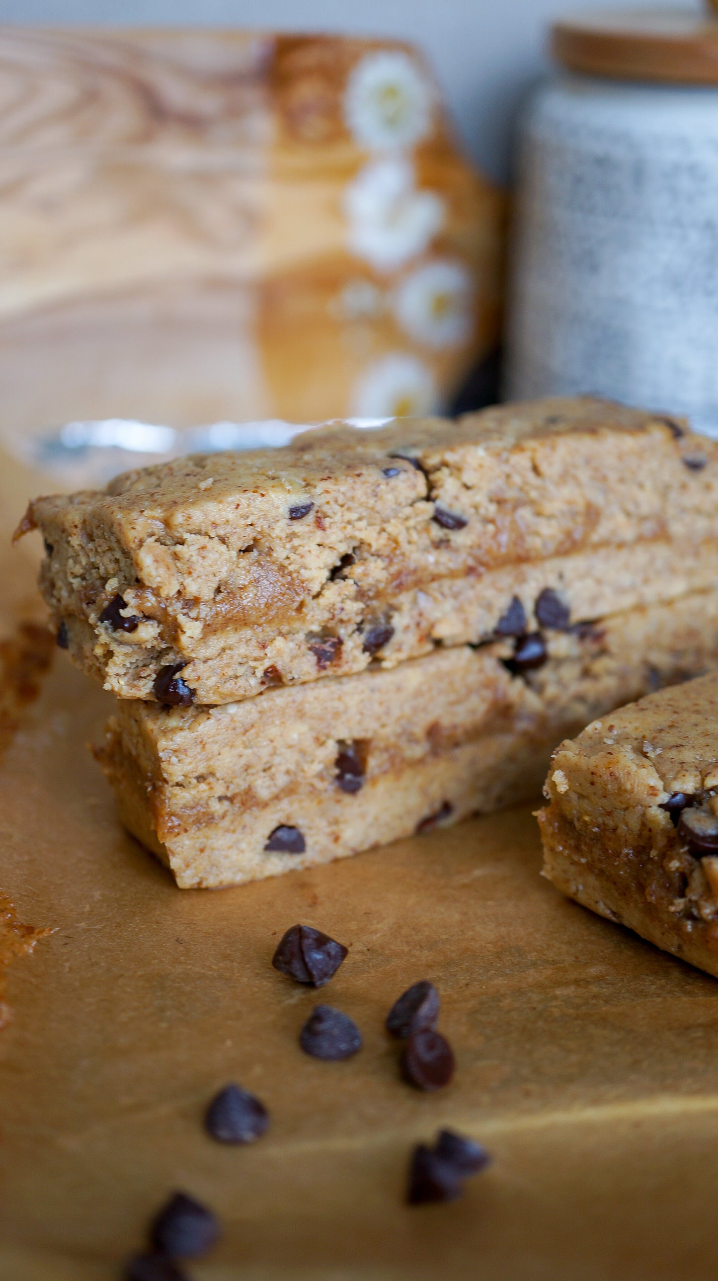 Protein Caramel Chocolate Chip Bars