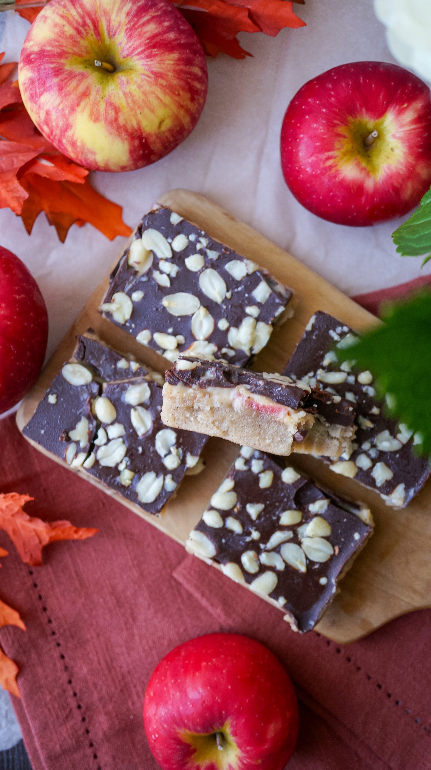Chocolate Caramel Apple Bar