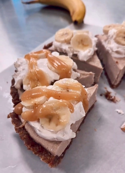 Caramel Banana Cream Pie Slice - Raw Bites By Risa
