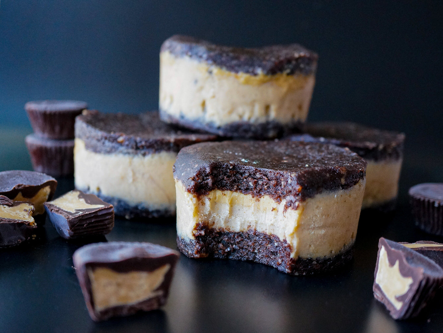 PB Chip Brownie Sammy - Raw Bites By Risa